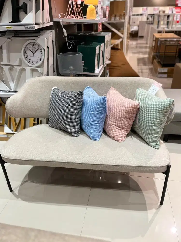 Sofa santai 2 seater