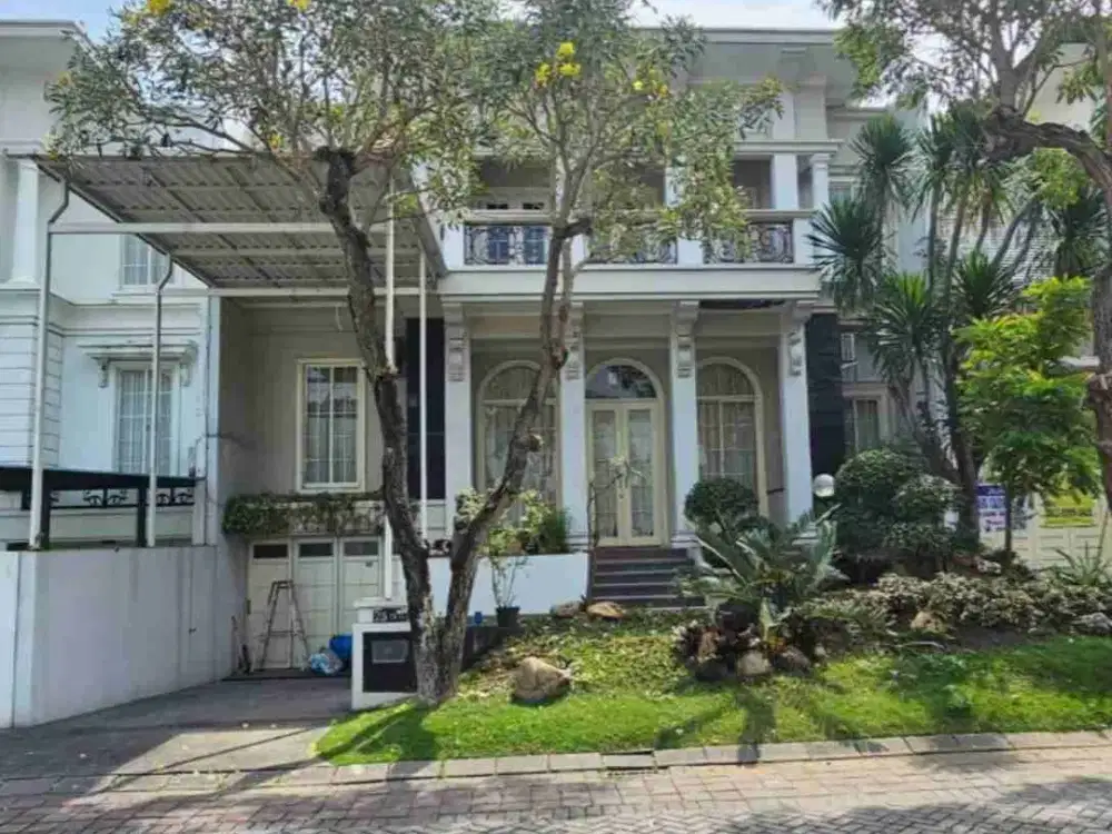 dijual rumah di Citraland utama Surabaya barat