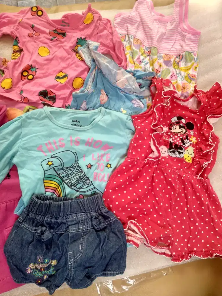 Dijual baju anak cewe paketan usaha isi 12pcs