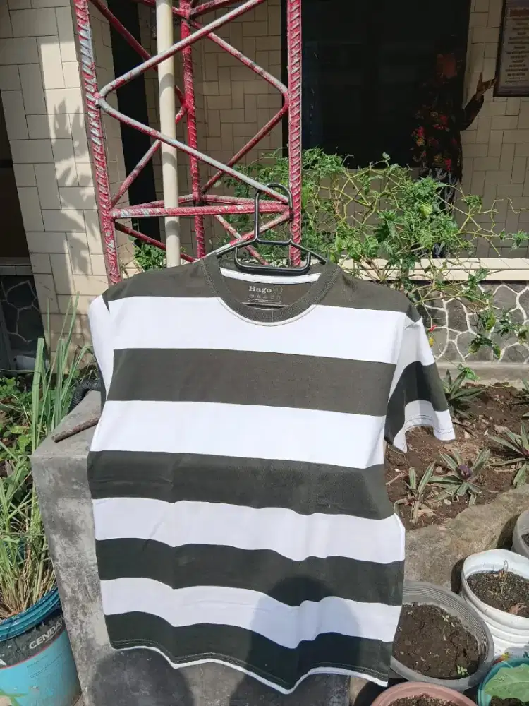 KAOS HAGO UNTUK PRIA DAN WANITA