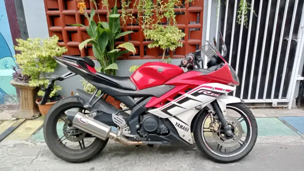 r15 th 2014 mesin sehat body ori motor bagus