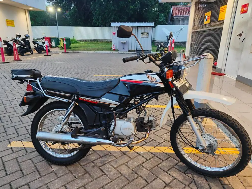 FS Honda win 100