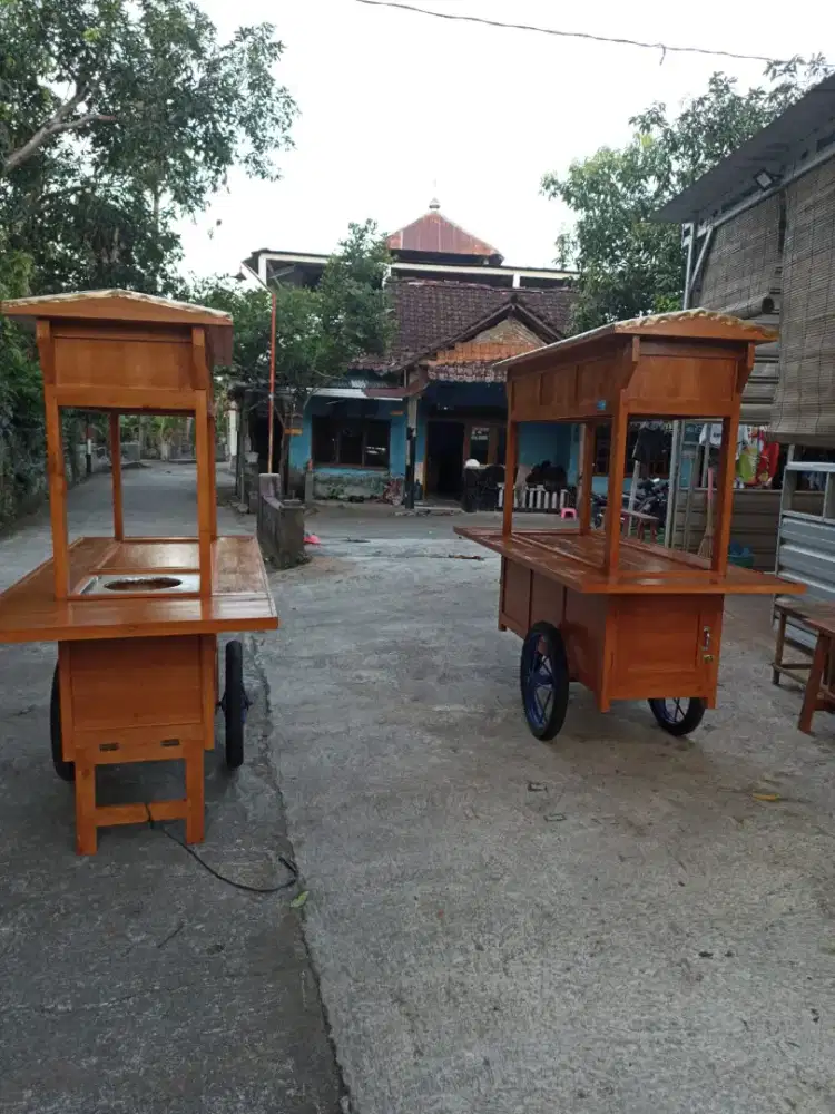 Gerobak Angkringan jg Melayani Pesanan Grobak Bakso Mie Bubur Sate dlL
