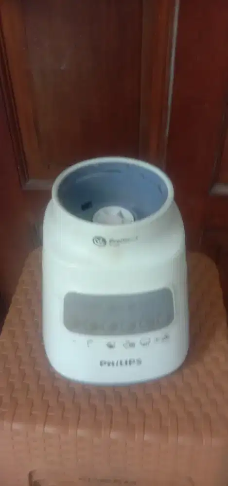Mesin blender Philips type HR 2223, normal,hanya mesin saja.