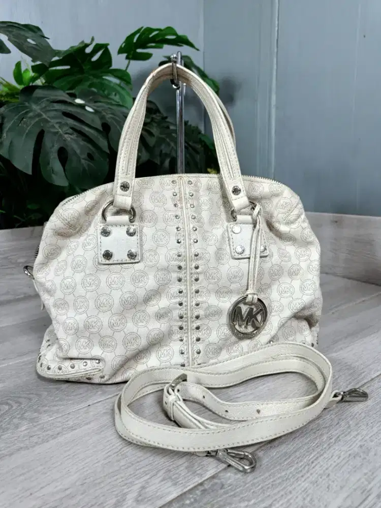 Authentic Michael Kors Leather