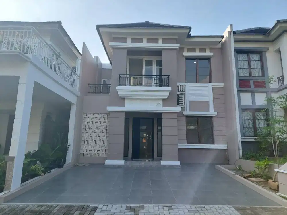JUAL CEPAT !! RUMAH BARU SEMIFURNISH BSD THE LATINOS TANGERANG SELATAN
