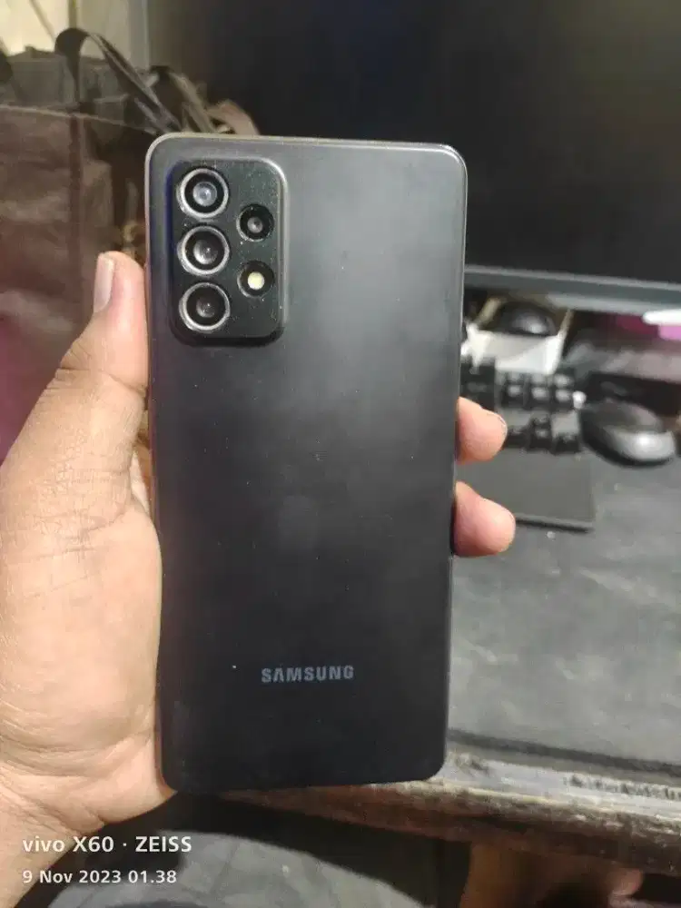 Samsung A72 256 gb minus 1 garis hijau