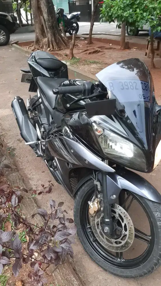 Yamaha r15 v2 pajak panjang
