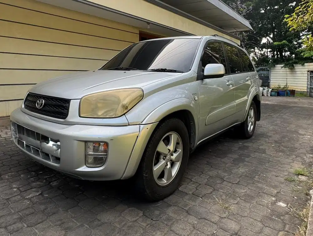 Toyota RAV4 2004 CBU 2.0 AWD