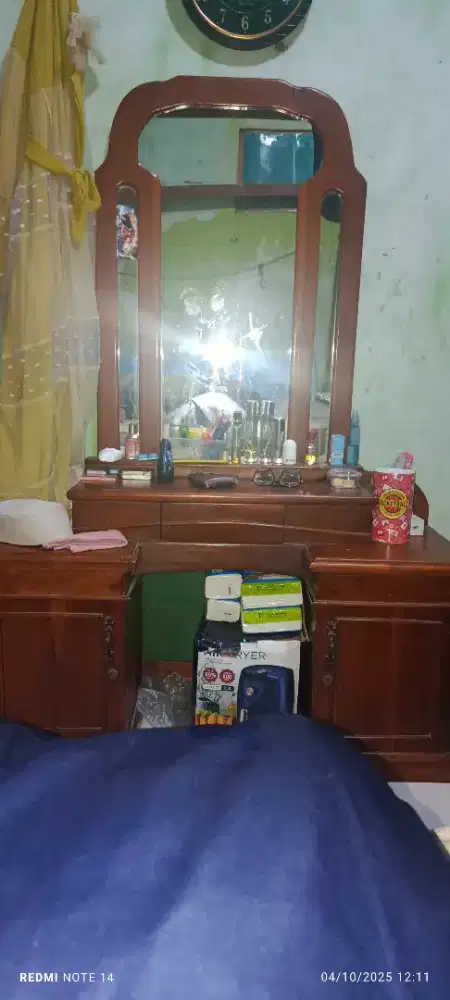 (Edisi kayu jati ) Dipan kasur tiolet plus lemari jati