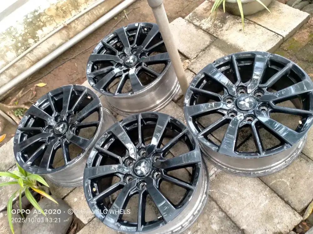 VELG PAJERO DAKAR R18 ORIGINAL