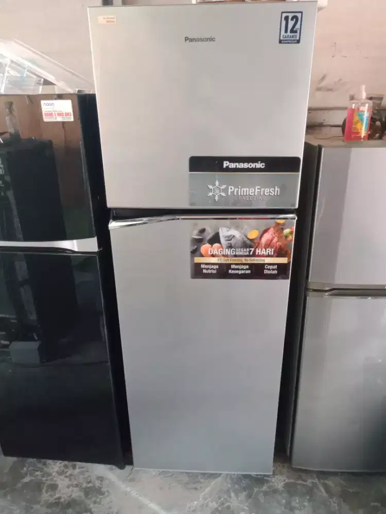 Kulkas panasonic jumbo inverter