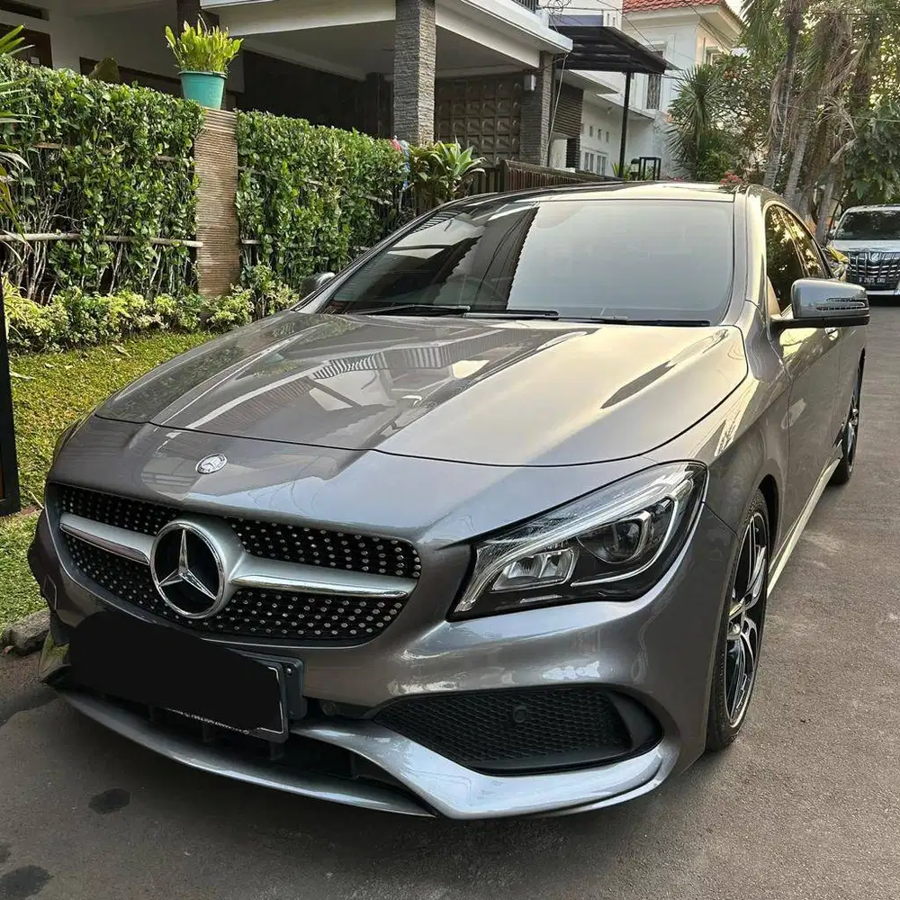 Mercedes-Benz CLA200 AMG 2016 Grey