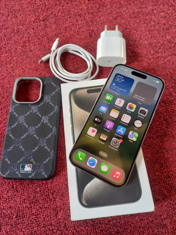 Iphone 15 pro 256gb iBox