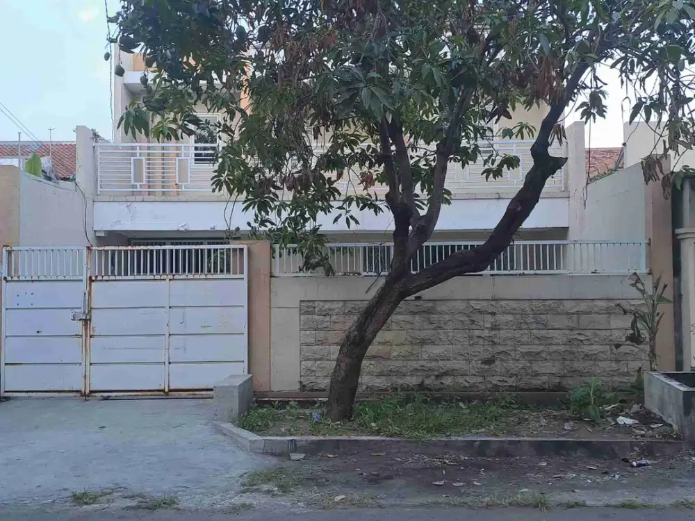 Rumah Dukuh Kupang, dekat TVRI