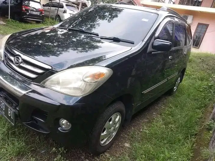 Daihatsu Xenia 2005 Bensin