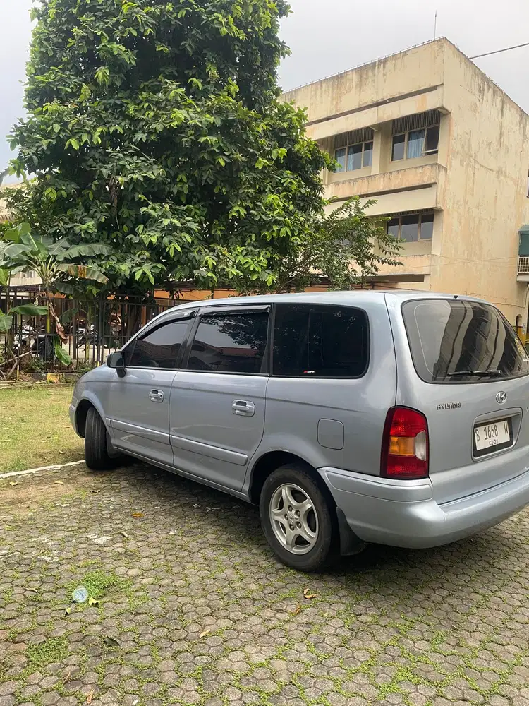 Hyundai Trajet 2001 Bensin