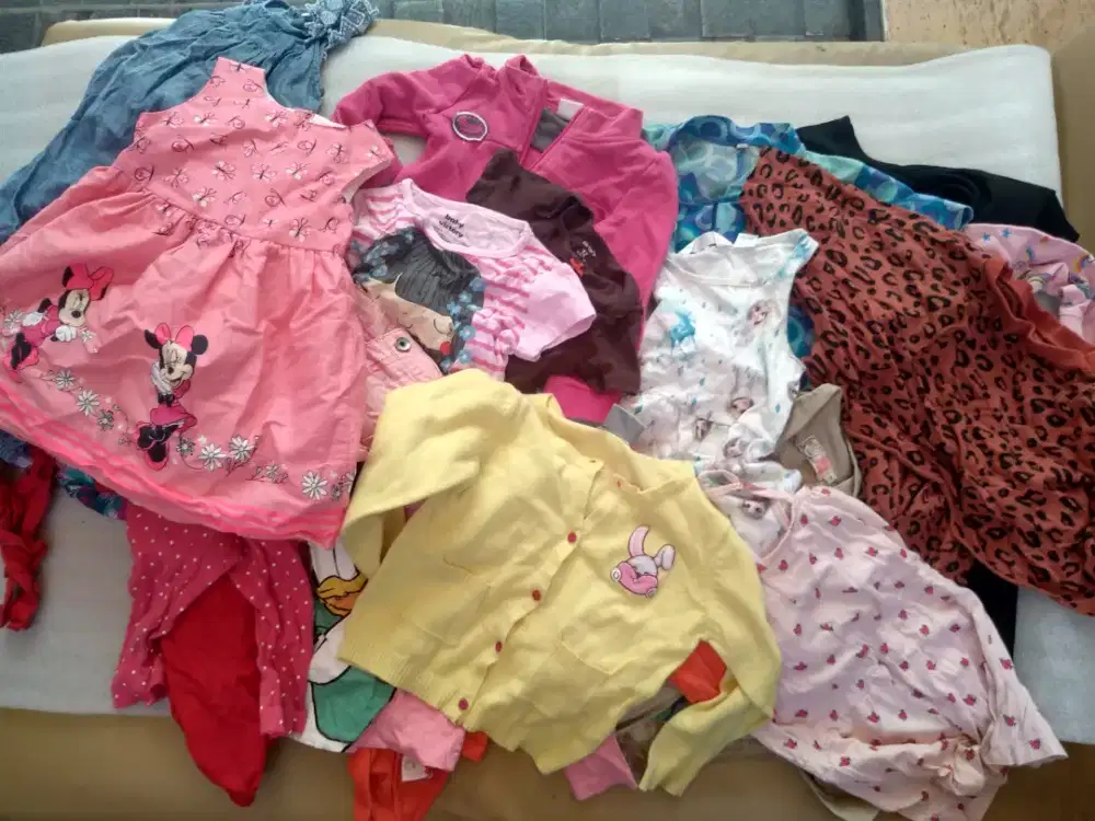 Dijual baju murah anak cewe 1-4 THN campuran cocok buat usaha