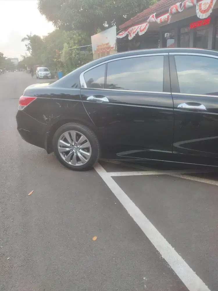Honda Accord 2011 Bensin