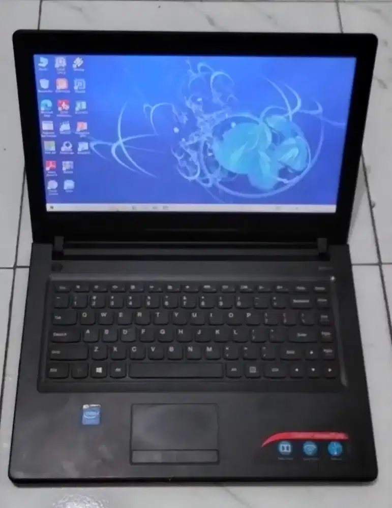 Laptop Lenovo ideapad 300