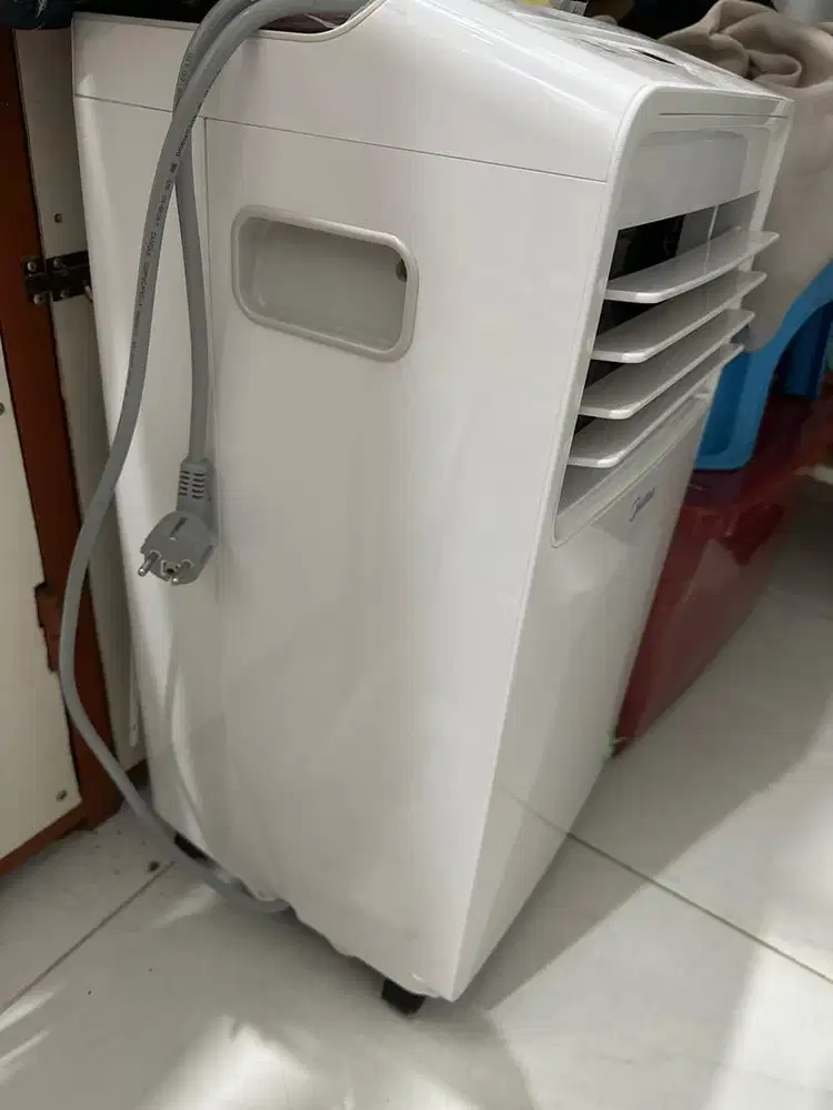 AC Portable Midea
