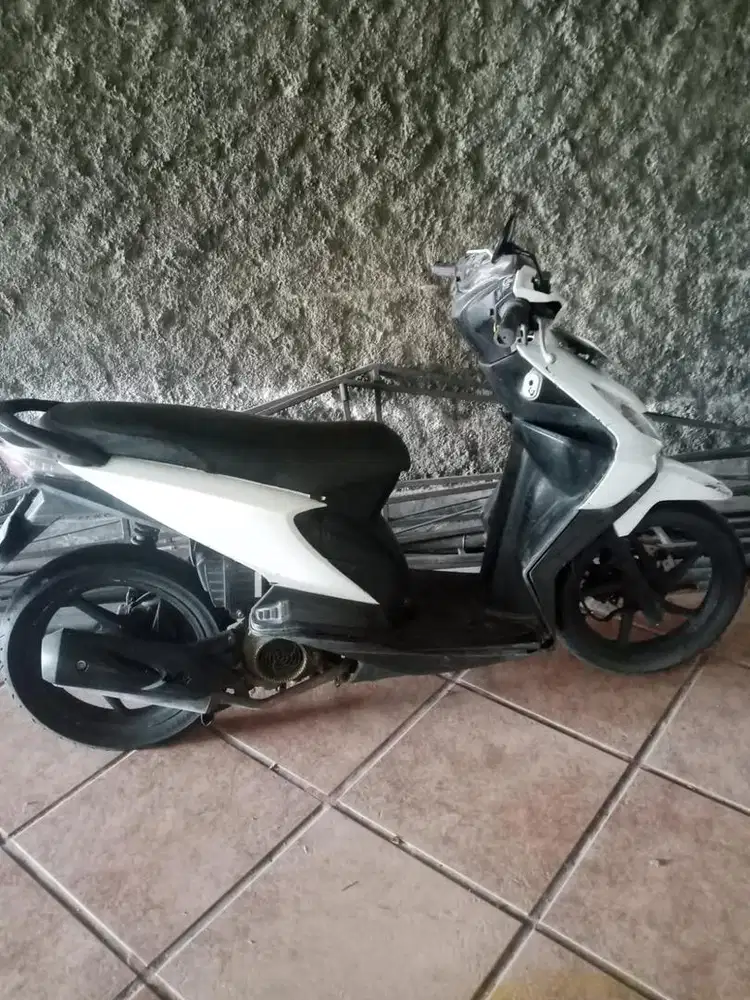 BEAT (Honda) 2011