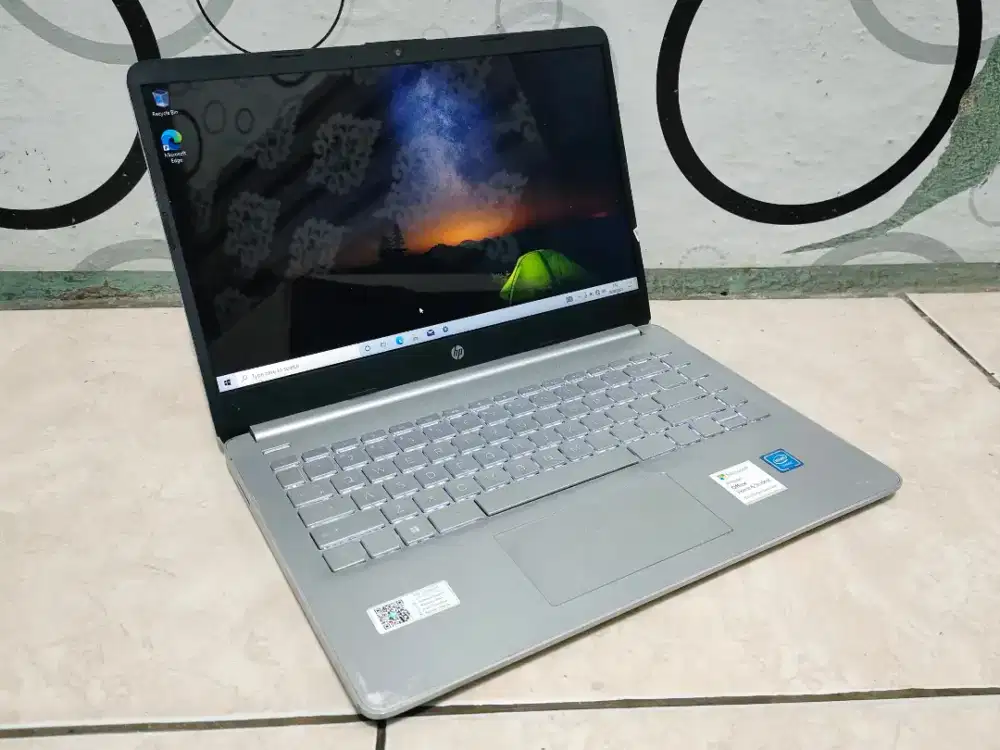 Laptop HP 14 AMD A8 - 7410