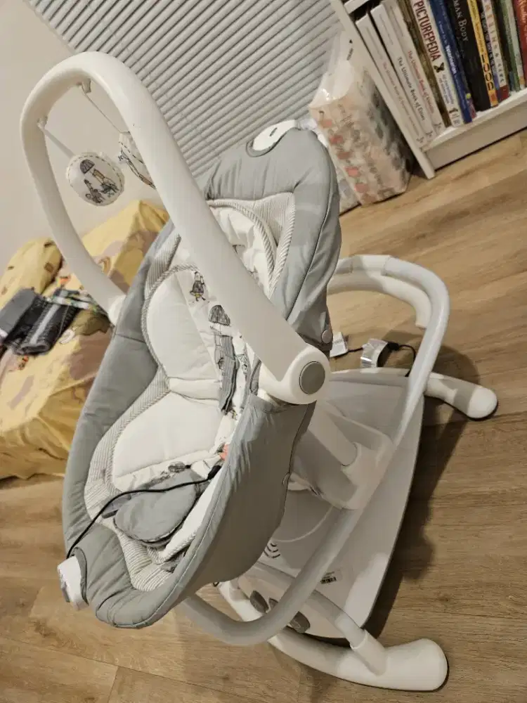 Baby bouncer untuk bayi