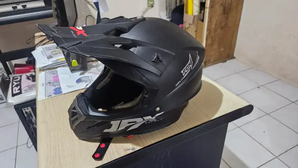 Helm Motor Cross merk JPX HELMET