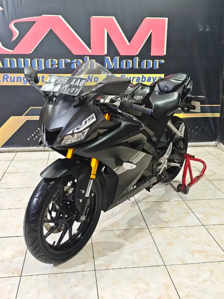 R15 V3 black matte km low reg.2022 super keren. Anugerah motor rungkut