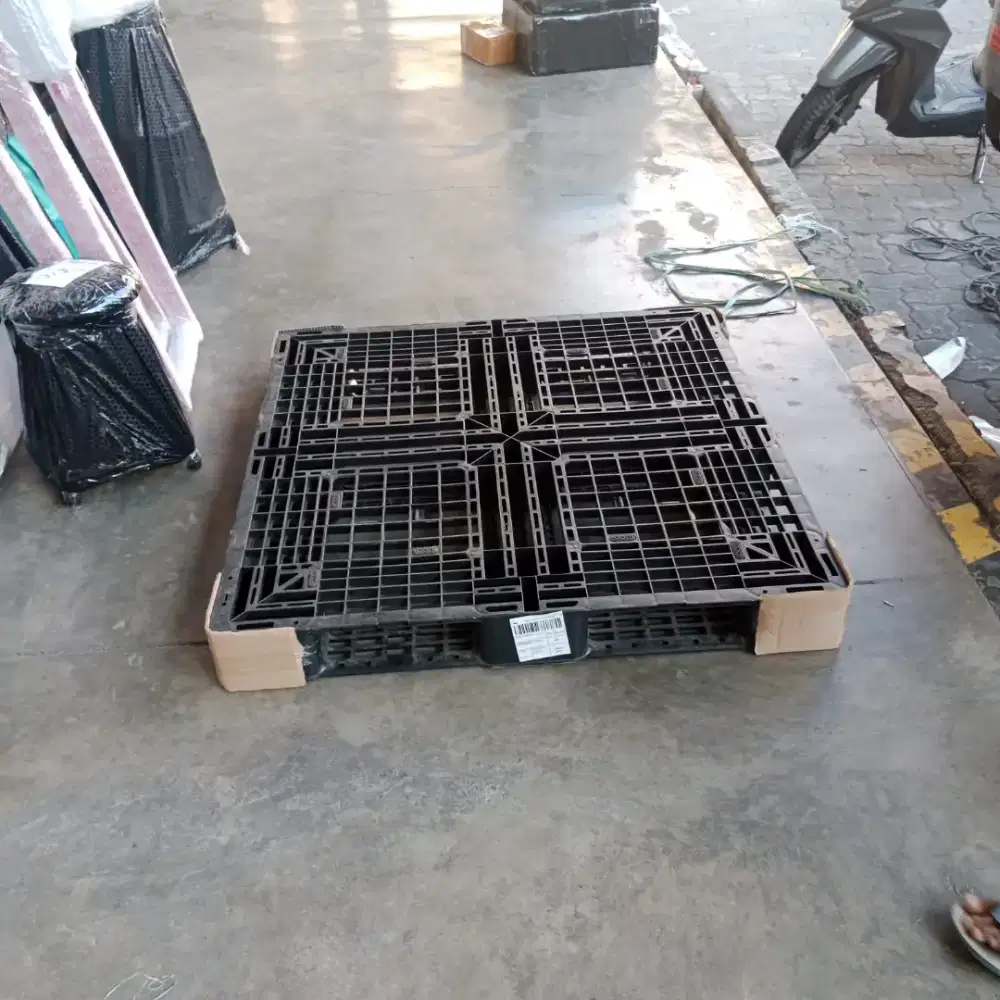 PALLET PLASTIK BEKAS PALET PLASTIK SECOND SIAP KIRIM GROSIR