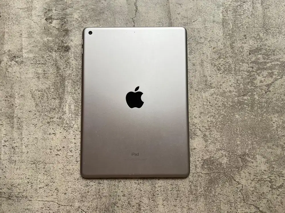 Ipad gen 6 128gb eks inter fullset