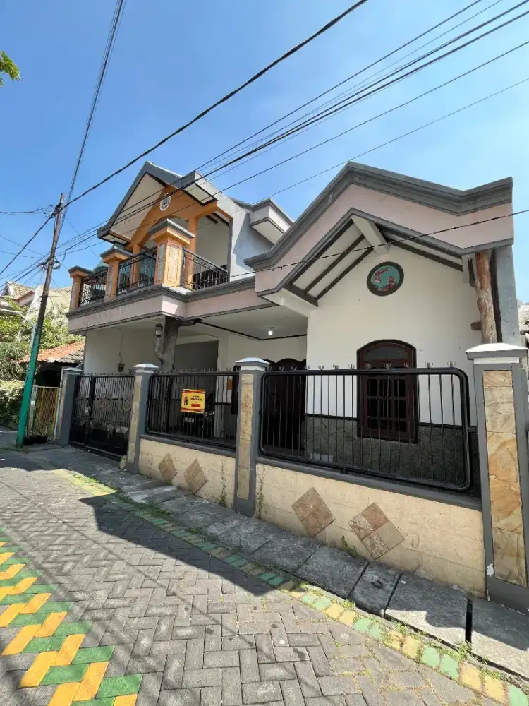 Disewakan rumah murah dan Startegis di Waru sidoarjo