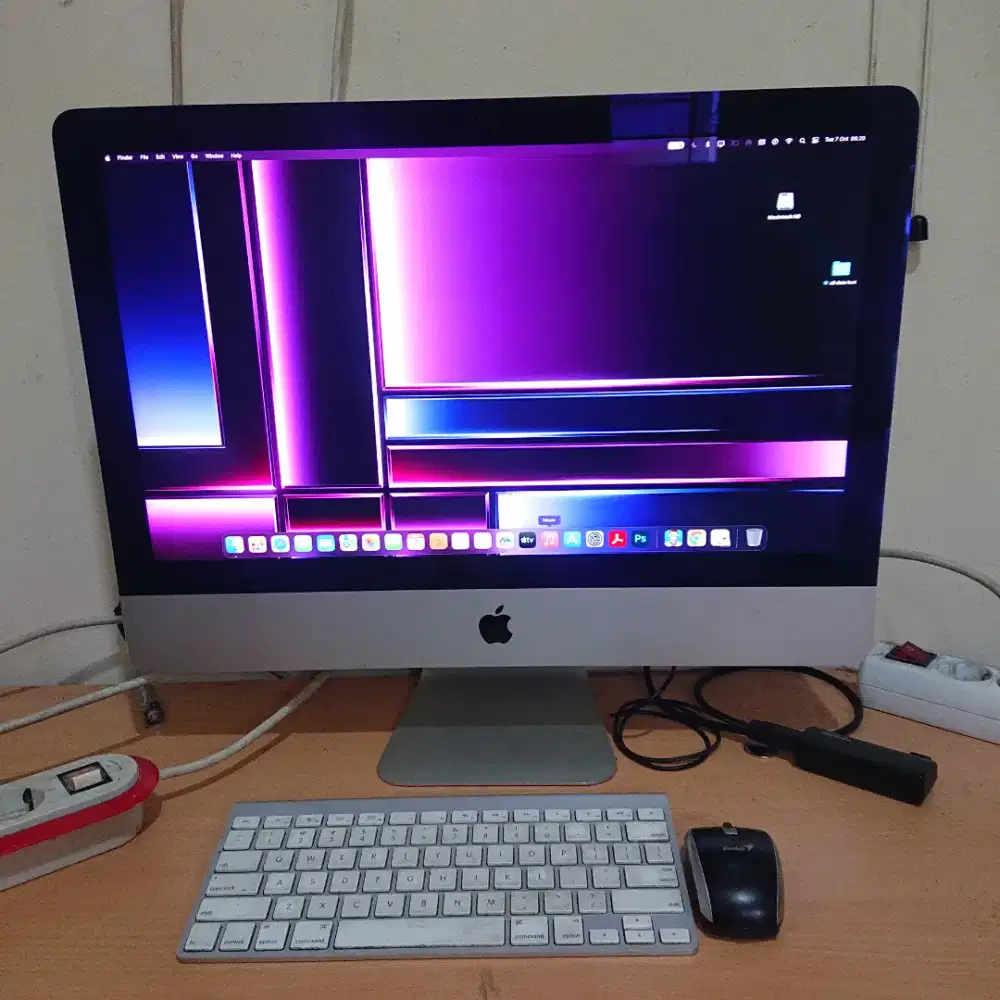Imac 21.5 inch 2017 4k retina 8gb/ 1tb