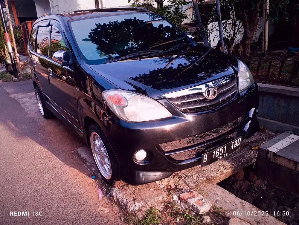 Toyota Avanza 2011 Bensin