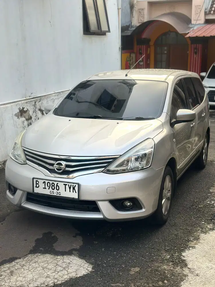 Nissan Grand livina XV MT 2014 DP3jt