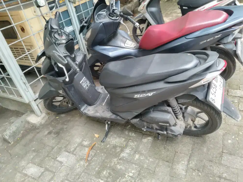 Honda Beat CBS Hitam tahun 2024