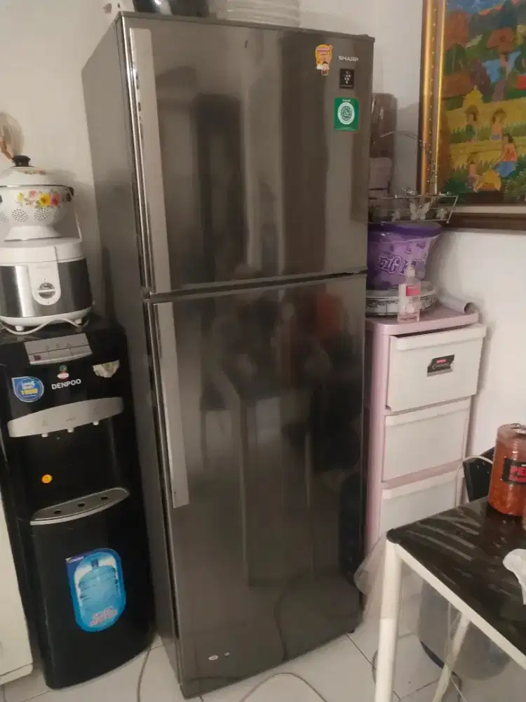 Kulkas Sharp 2 pintu