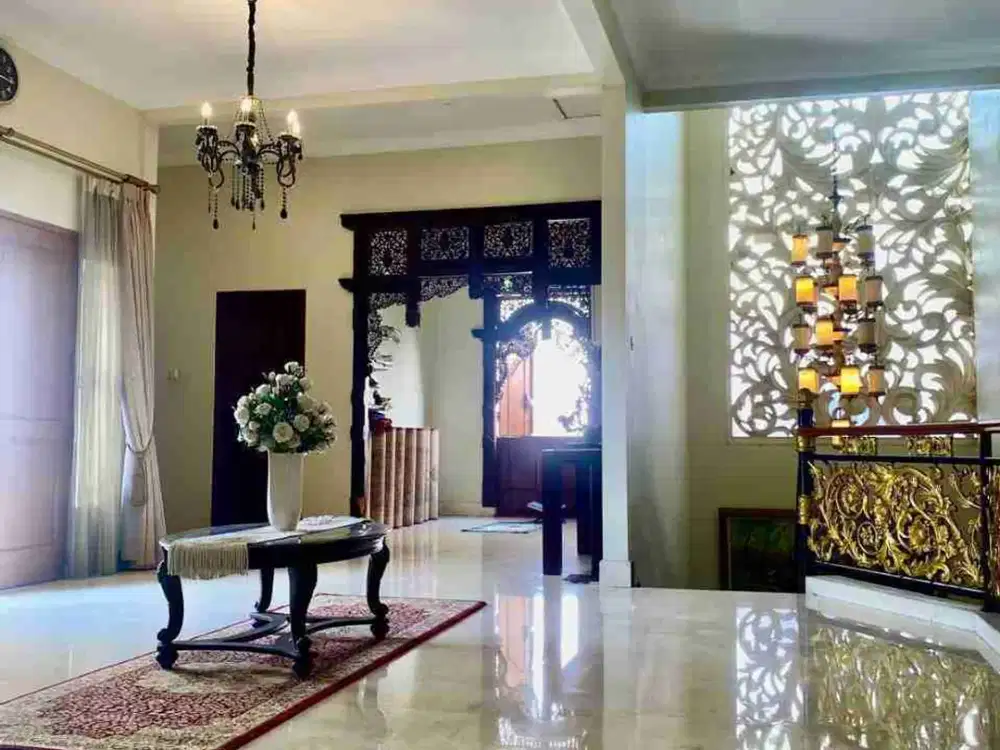 JUAL RUMAH LUAS STARTEGIS DI TANJUNG MAS RAYA SEMI FURNISHED