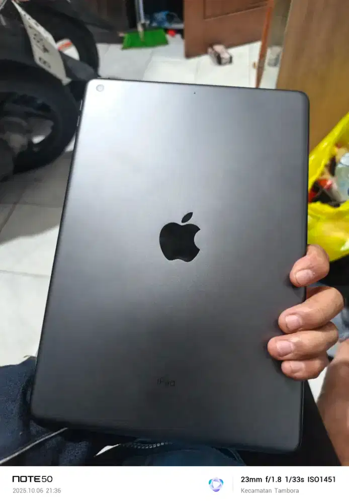 Ipad 9 64gb wifi baru beli 2 bulanan mulus pastinya fullset