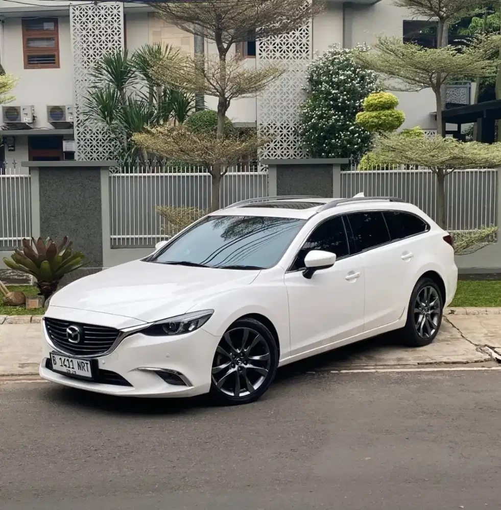 Mazda 6 Estate Station Wagon AT 2018
Good Condition