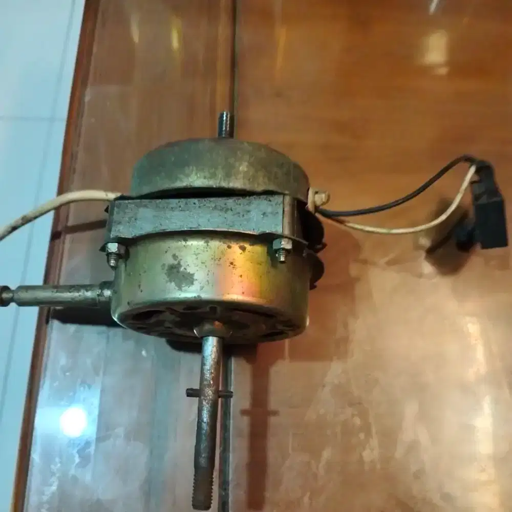 Motor kipas angin