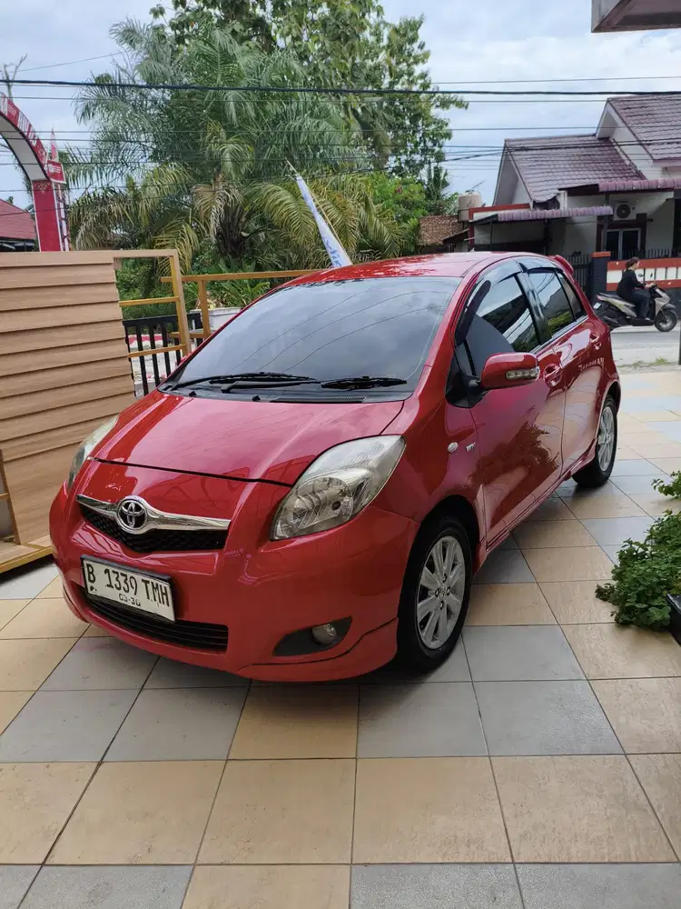 Toyota Yaris 2011 Bensin
