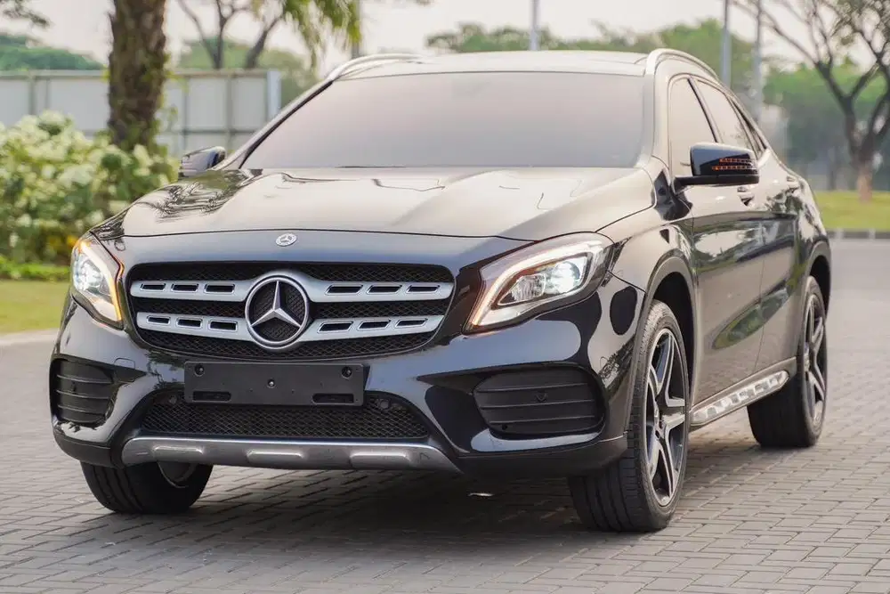 (DP 17jt) Mercedes Benz GLA200 AMG Facelift 2017