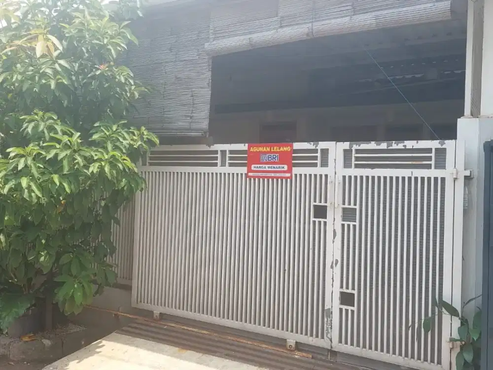 Rumah LELANG Murah siap huni bagus di Komplek Bumi Adipura , Bandung