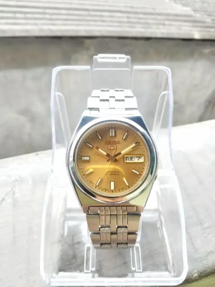 Seiko 5 automatic 21 jewels