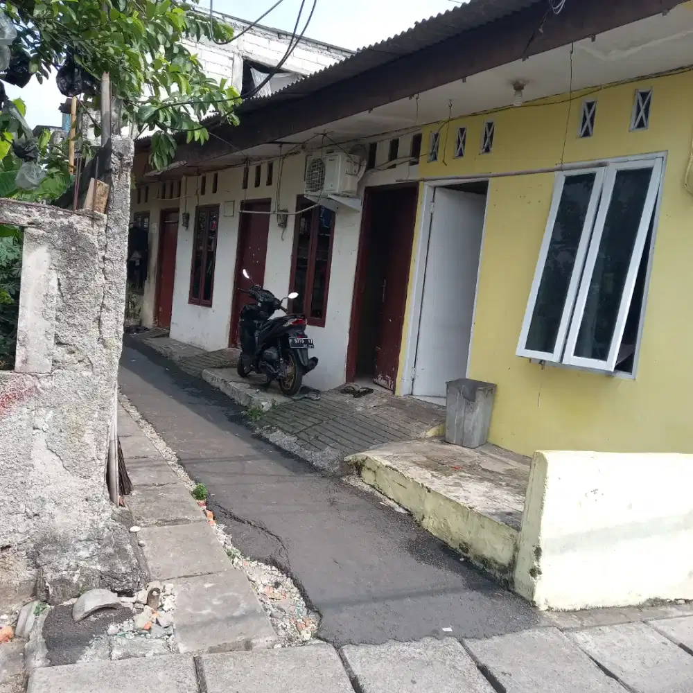 RUMAH KONTRAKAN 4 PINTU TANJUNG BARAT JAKSEL