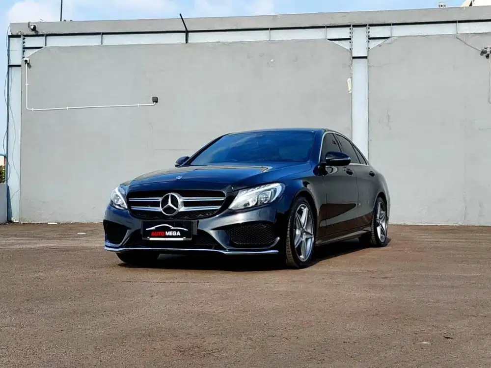 Mercedes Benz Mercy C200 C 200  ( W205 ) AMG 2017 Black on Black