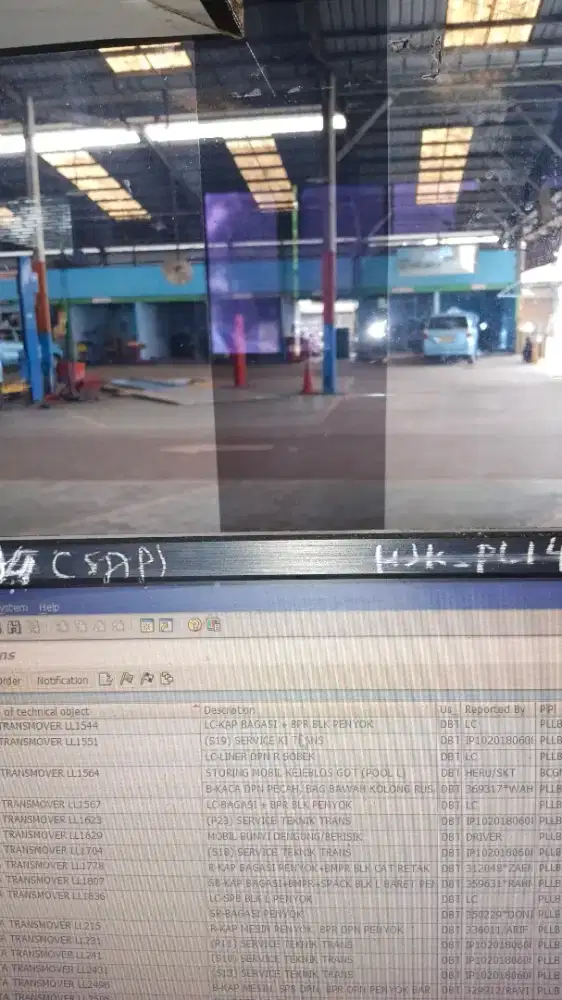 *Lowongan pengemudi*