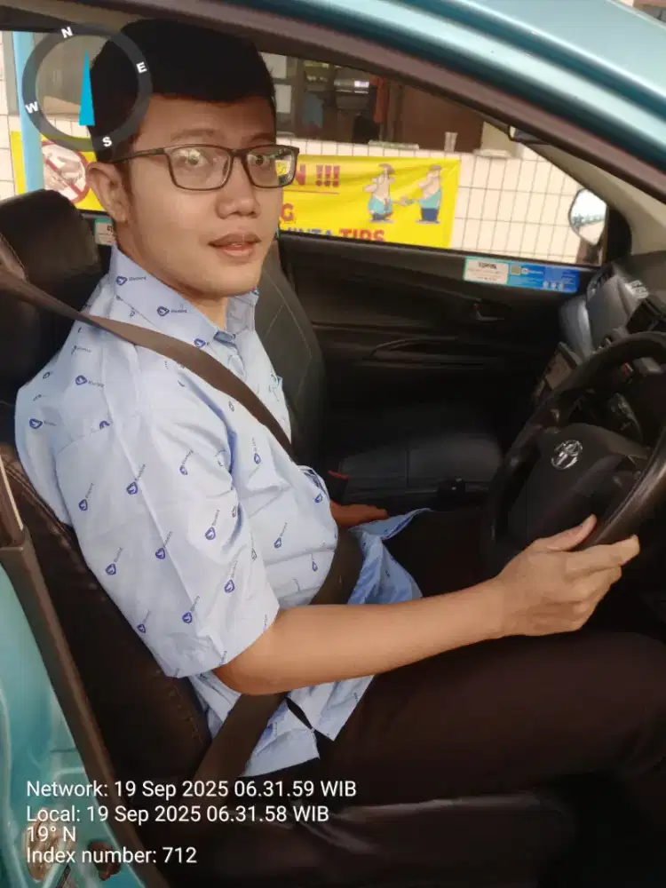 dibutuhkan driver pria dan wanita